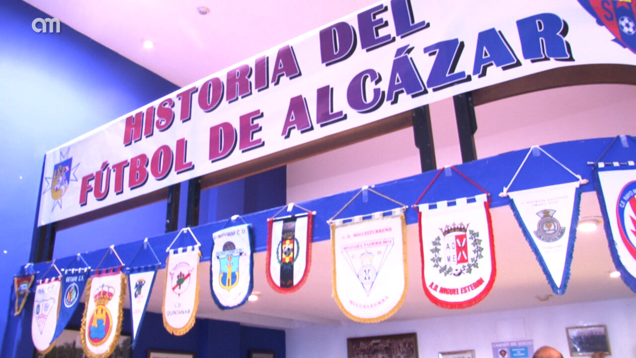 El Sporting de Alcázar inaugura un local para la captación de socios en la Plaza de España