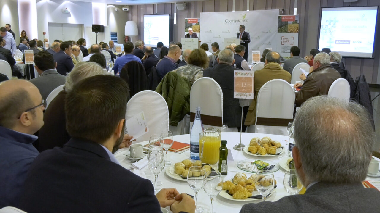 Balance y nuevas propuestas en la reunión de Cooperativas Agroalimentarias de CLM