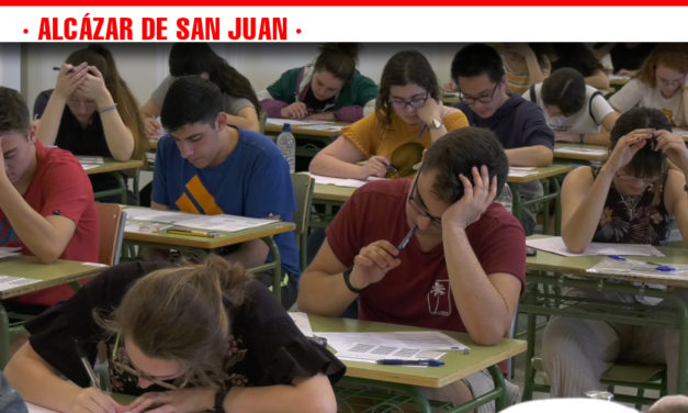 Un total de 333 estudiantes comienzan con la Evaluación de Acceso a la Universidad en Alcázar de San Juan