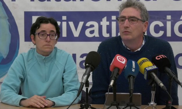 La Plataforma en Contra de la Privatización de Aguas de Alcázar acusa al equipo de Gobierno de indiferencia hacia la empresa Aqualia