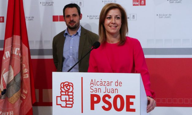 La portavoz del PSOE desmiente las declaraciones de la Plataforma de Aguas: “El Ayuntamiento no se posiciona al lado de Aqualia”