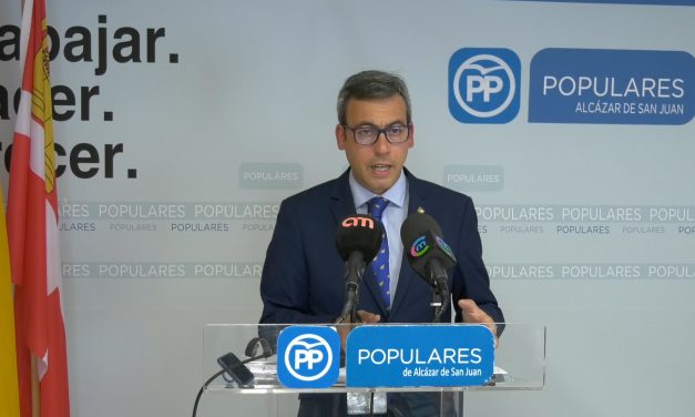 EL PP denuncia públicamente un “presunto caso de prevaricación” tras otorgar subvenciones a distintas plantas fotovoltaicas que pretenden instalarse en Alcázar