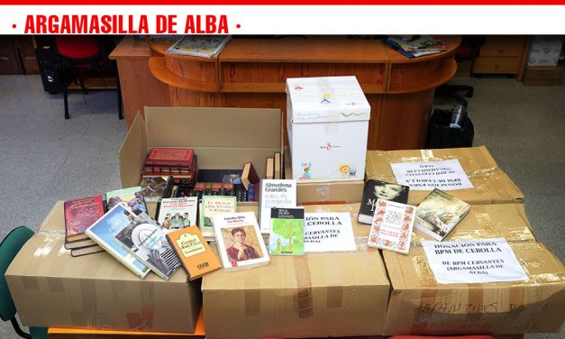 Argamasilla de Alba contribuye a la recuperación de la biblioteca de Cebolla con 400 libros