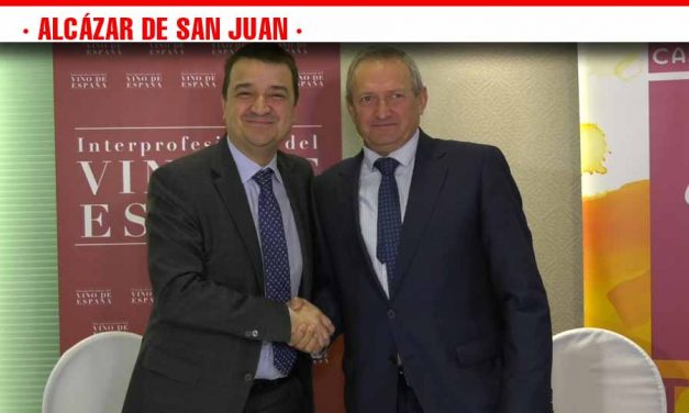 Firma del Convenio entre la Organización Interprofesional del Vino de España y la Fundación Tierra de Viñedos para la promoción de la Cultura del Vino