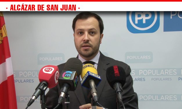 El Partido Popular denuncia un déficit de 80.000 euros en el último trimestre por “la mala gestión” del equipo de Gobierno Socialista en el Ayuntamiento de Alcázar