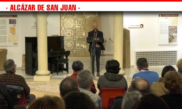 Alcázar, ciudad de referencia de la cultura con la celebración del III Festival Poético de Año Nuevo que reúne a 21 poetas de la zona Manchacentro en el Museo Municipal