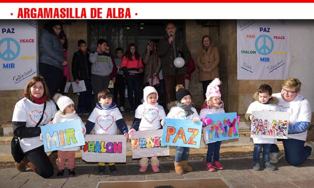 La población educativa de Argamasilla de Alba se moviliza contra la violencia y por la paz