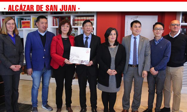 Empresarios chinos visitan Alcázar para conocer sus potencialidades y valorar el intercambio comercial