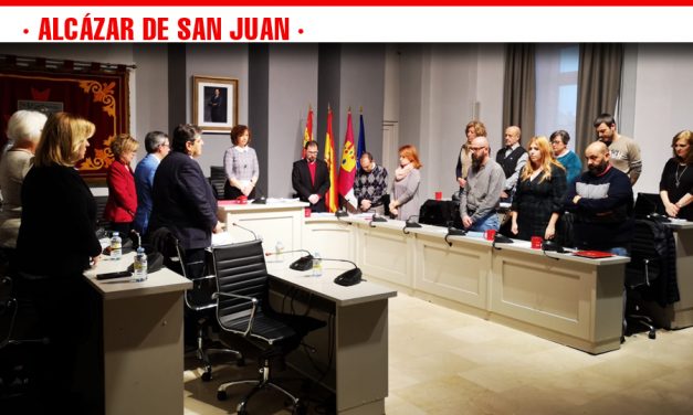 El pleno de la Corporación de Alcázar de San Juan vota el apoyo al Pacto de Estado contra la Violencia de Género con la ausencia de dos concejales del Partido Popular