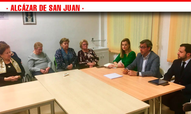 El Partido Popular de Alcázar de San Juan se reúne con los vecinos para escuchar sus necesidades