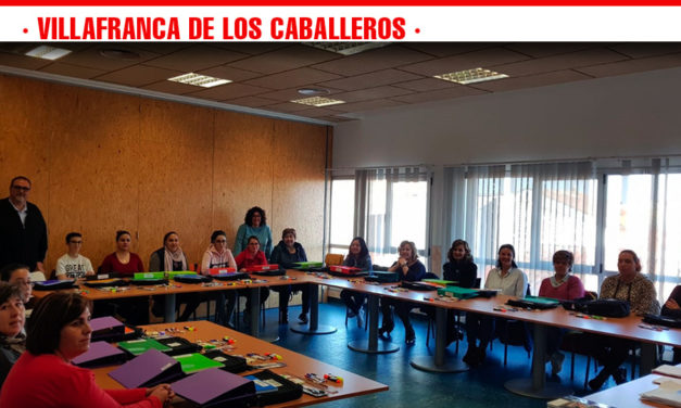 Dieciocho alumnas se forman en atención sociosantaria en Villafranca
