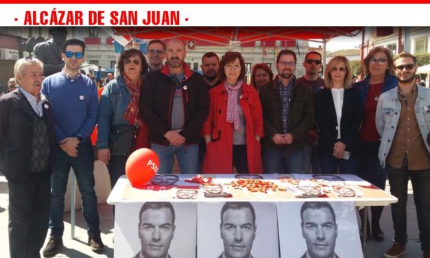 El PSOE sale a la calle para pedir la  participación y a la movilización de todas aquellas personas  que no se sientan de derechas