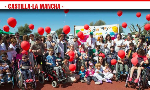 Los hospitales de Castilla-La Mancha celebran un año más el Día del Niño Hospitalizado lanzando besos y abrazos