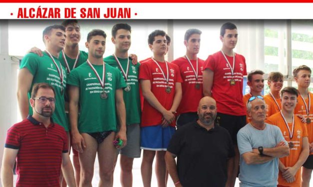 Los mejores nadadores y nadadoras de la región en edad escolar se dieron cita en Alcázar de San Juan