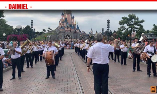La Banda Municipal de Música de Daimiel “recordará siempre su actuación en Disneyland”