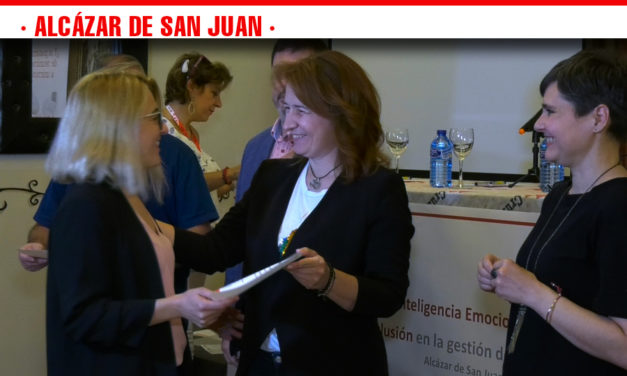 Cruz Roja Alcázar de San Juan entrega los diplomas de sus cursos formativos a los 40 alumnos que han participado en ellos