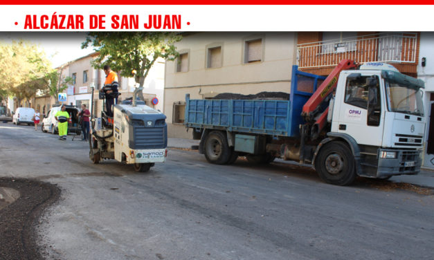 El Ayuntamiento de Alcázar pondrá en marcha en octubre  un nuevo Plan de Asfaltado