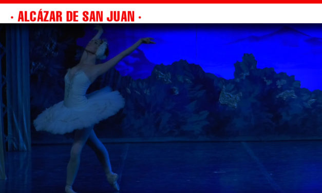 La obra ‘El lago de los cisnes’ del Ballet Nacional Ruso inunda de amor y emoción el Auditorio Municipal de Alcázar de San Juan