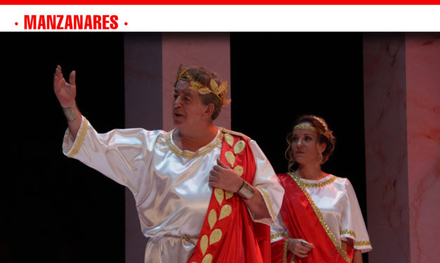 ‘Calígula’ se gana los aplausos del Gran Teatro en su estreno