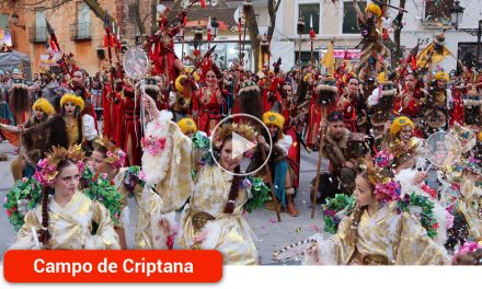 ‘La Ruta de la Seda’ de Euphoria Dance y ‘María Estuardo; la Reina Mártir’ de Dementes triunfan en el Desfile Regional