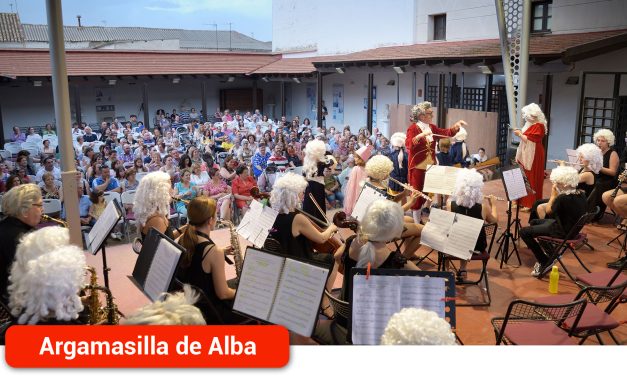 La Escuela Municipal de Música clausuró el curso 2021/22 con ‘Noche de ópera’