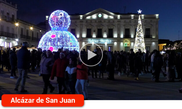 Alcázar de San Juan ilumina sus calles con los colores de la Navidad