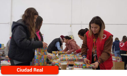 Cruz Roja Juventud entrega en la provincia 1.100 juguetes