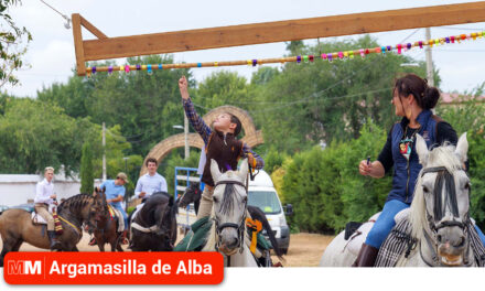 El Ayuntamiento y Aroca celebran su tradicional carrera de cintas de caballo
