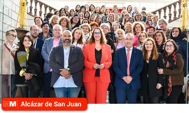 La consejera de igualdad, Sara Simón, clausura el V Foro de Mujeres Cooperativistas