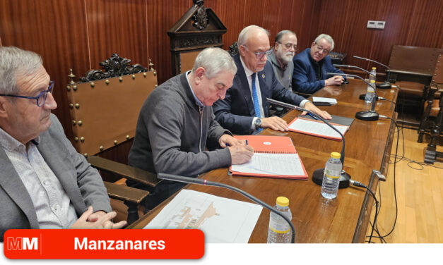 Firmado el convenio que permitirá completar la restauración de la iglesia de la Asunción