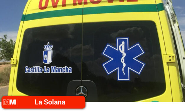 Colisión entre 3 vehículos en La Solana con nueve personas afectadas