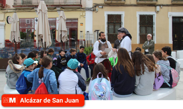Los escolares del CRA Alciares participan en la actividad “El Quijote en la calle”