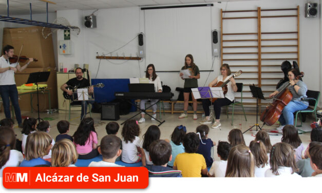 La Escuela Municipal de Música acerca la música a los centros educativos con la actividad «Conoce tu instrumento»